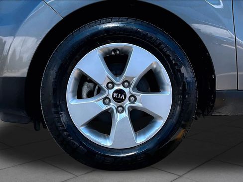 Used 2017 Kia Soul FWD image 11
