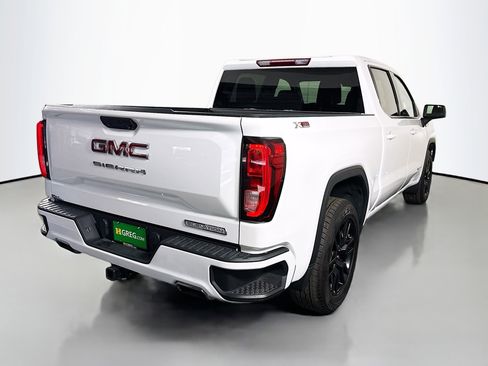 Used 2023 GMC Sierra 1500 Elevation w/ X31 Off-Road Package AWD/4WD image 10