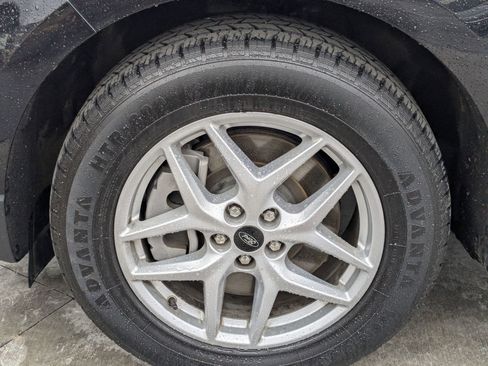 Used 2023 Ford Edge SEL image 13