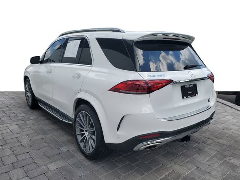 Used 2021 Mercedes-Benz GLE 450 4MATIC image 4