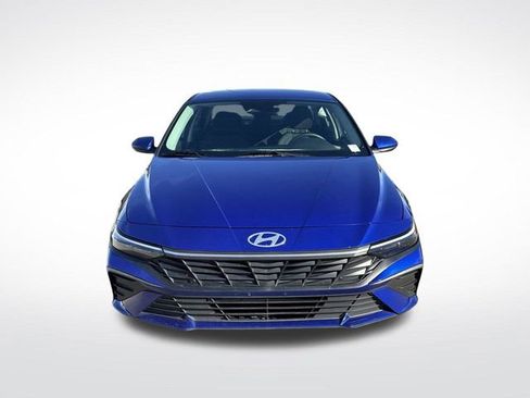 Used 2024 Hyundai Elantra SE image 8