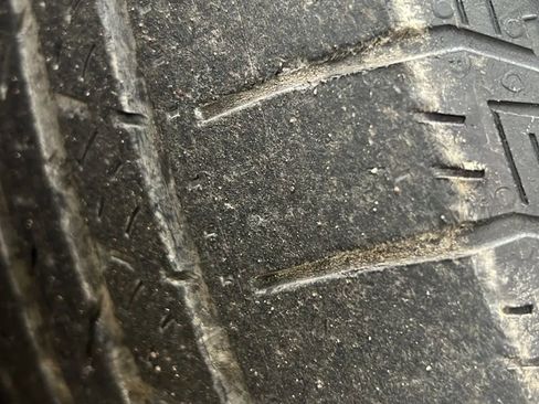 Used 2018 Nissan Pathfinder SL w/ Cargo Package image 38