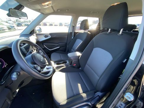 Certified 2023 Kia Soul LX image 21