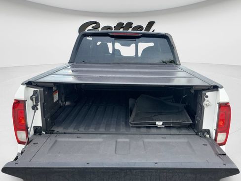 Used 2025 Honda Ridgeline Black Edition image 9
