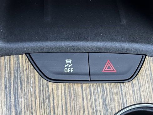 Used 2017 GMC Acadia Denali FWD image 44
