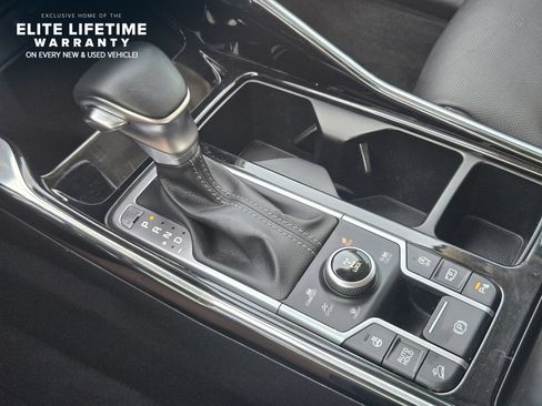 Certified 2023 Kia Sorento SX AWD/4WD image 20