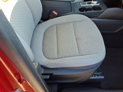 Used 2021 Ford Escape SE w/ Convenience Package image 17