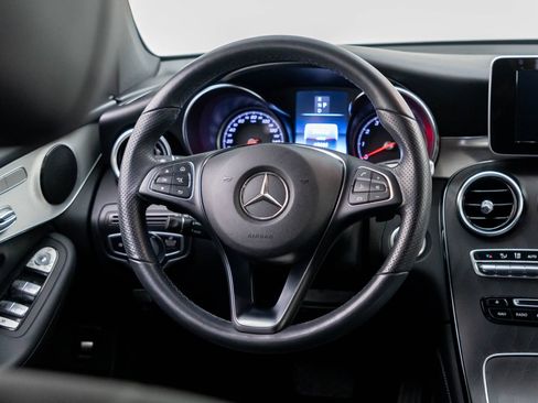 Certified 2019 Mercedes-Benz GLC 300 4MATIC image 11