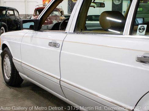 Used 1991 Mercedes-Benz 560 SEL image 22