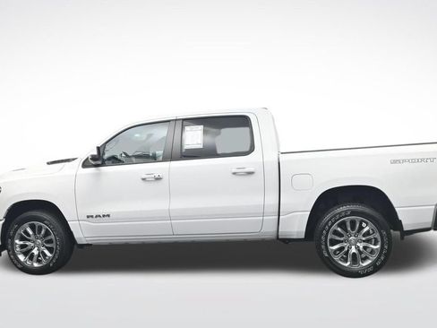 Used 2023 RAM 1500 Laramie AWD/4WD image 10