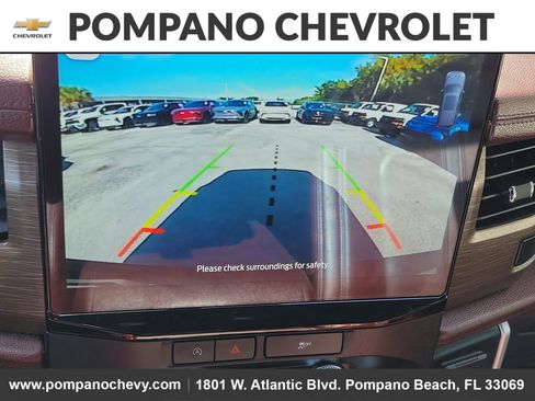 Used 2023 Ford Expedition Limited image 27