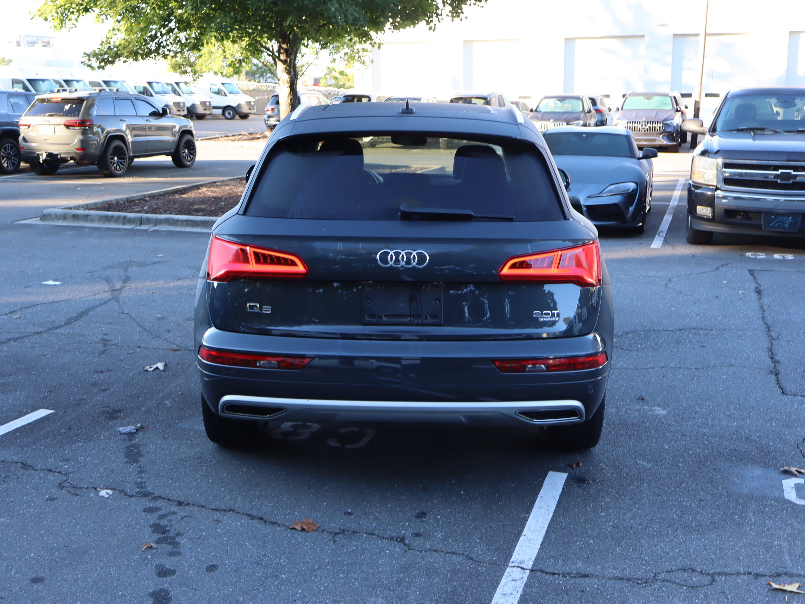 Used 2018 Audi Q5 2.0T Premium Plus w/ Premium Plus Package AWD/4WD image 9