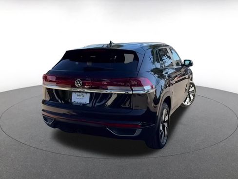 Used 2025 Volkswagen Atlas Cross Sport SE image 14