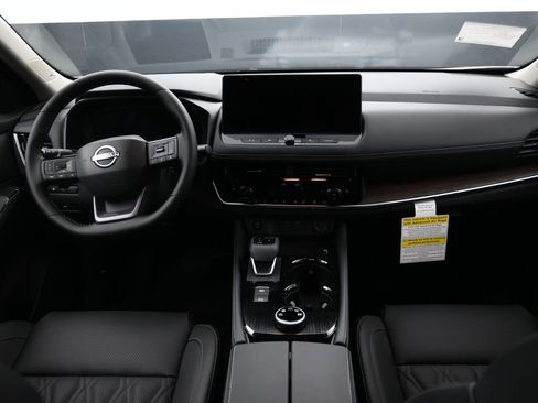 New 2026 Nissan Rogue Platinum w/ Platinum Premium Package AWD/4WD image 13
