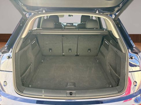 Used 2018 Audi Q5 2.0T Premium Plus w/ Premium Plus Package image 18