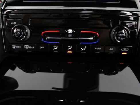 New 2026 Jeep Grand Cherokee Laredo AWD/4WD image 6
