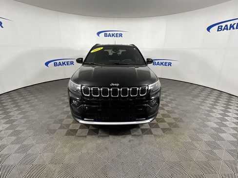 Used 2023 Jeep Compass Limited AWD/4WD image 3