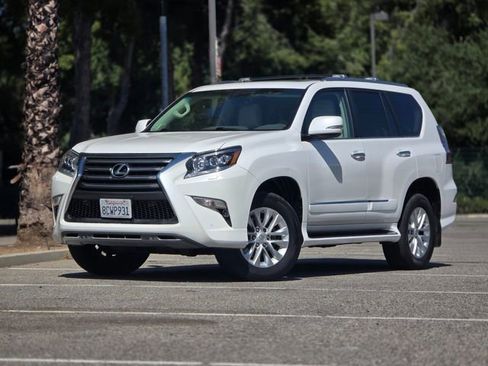Used 2018 Lexus GX 460 Premium w/ Premium Package AWD/4WD image 15