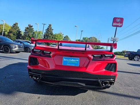 Used 2023 Chevrolet Corvette Stingray Coupe w/ Z51 Performance Package RWD image 7