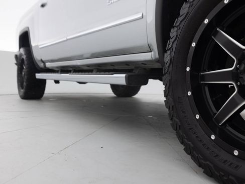 Used 2018 GMC Sierra 1500 SLT AWD/4WD image 26