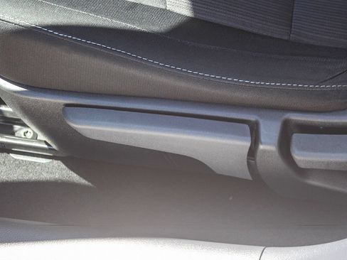 Used 2025 Nissan Sentra SV FWD image 22