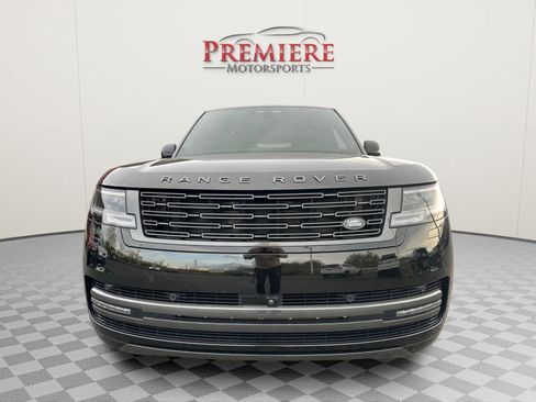 Used 2025 Land Rover Range Rover Long Wheelbase Autobiography AWD/4WD image 13