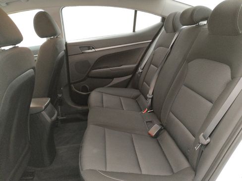 Used 2018 Hyundai Elantra SE FWD image 18