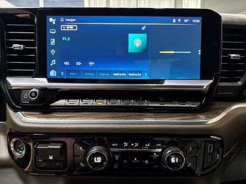 Used 2023 Chevrolet Silverado 1500 RST AWD/4WD image 11