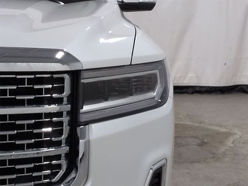 Used 2021 GMC Acadia Denali w/ Denali Technology Package image 11