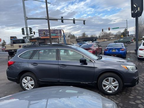 Used 2015 Subaru Outback 2.5i image 7
