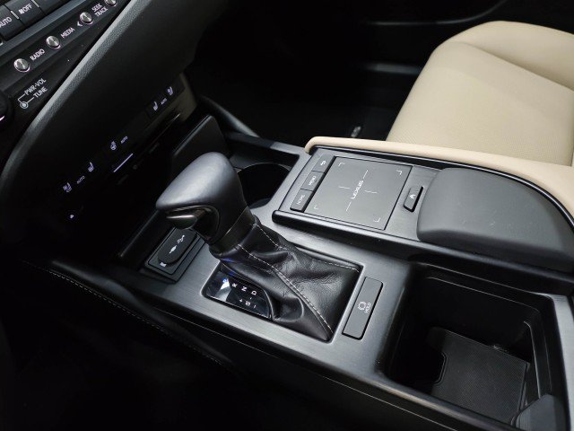 Used 2019 Lexus ES 350 w/ Premium Package FWD image 31