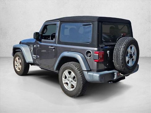Used 2018 Jeep Wrangler Sport AWD/4WD image 6