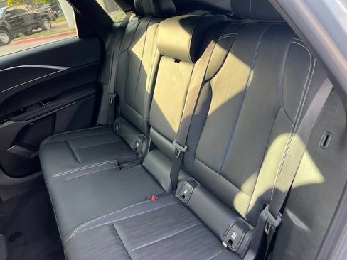 Used 2024 Cadillac Lyriq Luxury AWD/4WD image 25