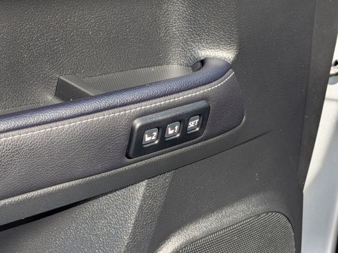 Certified 2022 Toyota 4Runner Limited AWD/4WD image 18