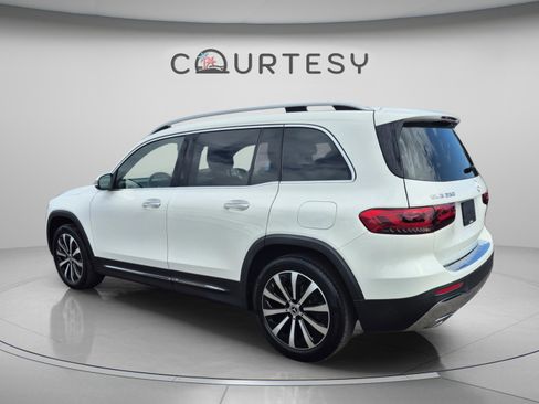 Used 2022 Mercedes-Benz GLB 250 image 5