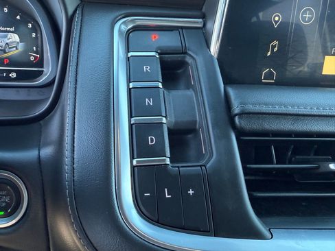 Used 2022 GMC Yukon SLE image 19