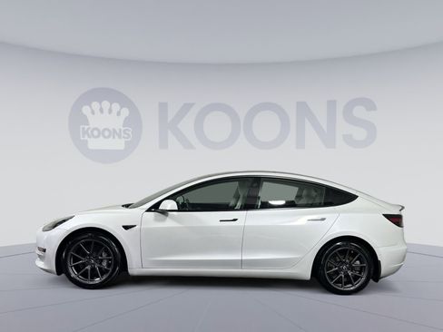 Used 2021 Tesla Model 3 Long Range image 2