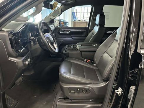 Certified 2024 GMC Sierra 1500 SLT image 17