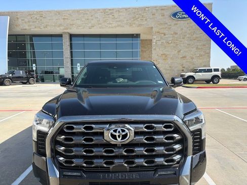 Used 2024 Toyota Tundra Platinum AWD/4WD image 2