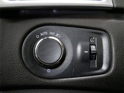 Used 2016 Cadillac SRX Luxury w/ Driver Awareness Package image 25