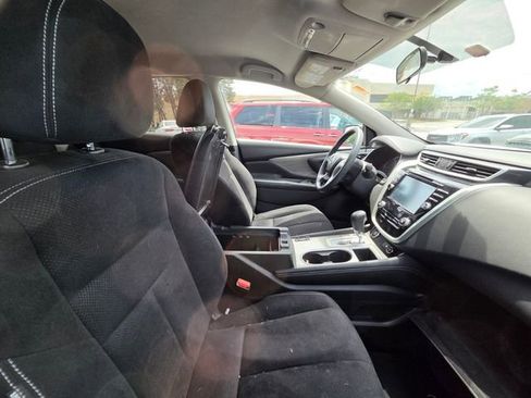 Used 2018 Nissan Murano S FWD image 10