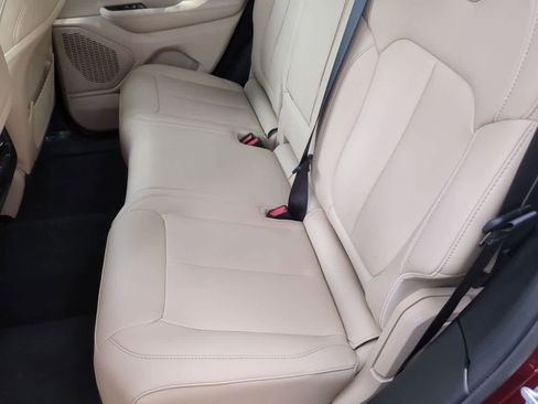 Used 2025 Jeep Grand Cherokee Limited RWD image 20