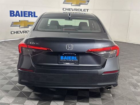 Used 2024 Honda Civic Sport image 4