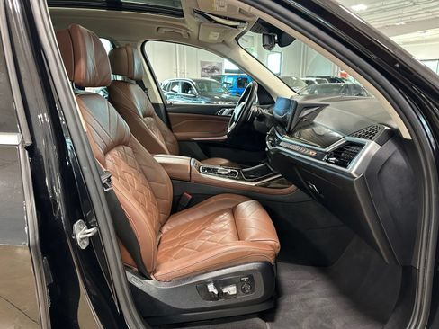 Used 2023 BMW X7 xDrive40i AWD/4WD image 52