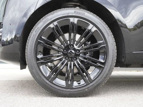New 2026 Land Rover Range Rover SE AWD/4WD image 31