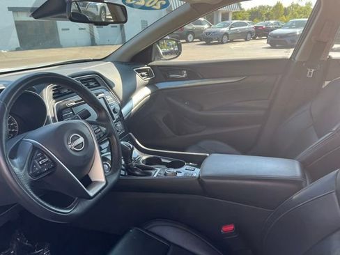 Used 2023 Nissan Maxima SV w/ Floor Mat Group image 16