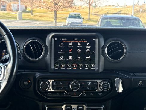 Used 2022 Jeep Wrangler Unlimited Rubicon 4xe image 17