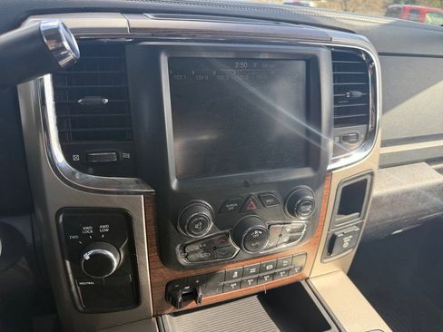 Used 2014 RAM 2500 Laramie w/ Convenience Group image 21