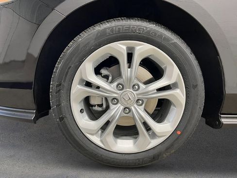 New 2025 Honda Accord LX image 10