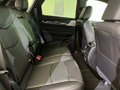 Certified 2025 Cadillac XT5 Sportv AWD/4WD image 12
